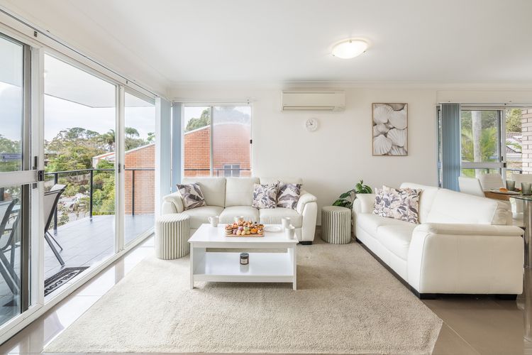 Sunset Towers, 12/25 Donald St – Linen, Air Con, WiFi, Views