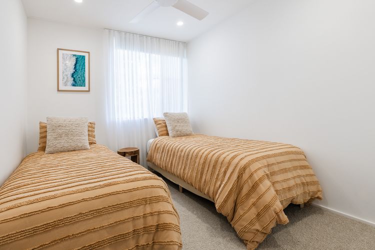 Villa Ellisa, 3/10 Columbia Close – Wi-Fi , parking and close to waterfront