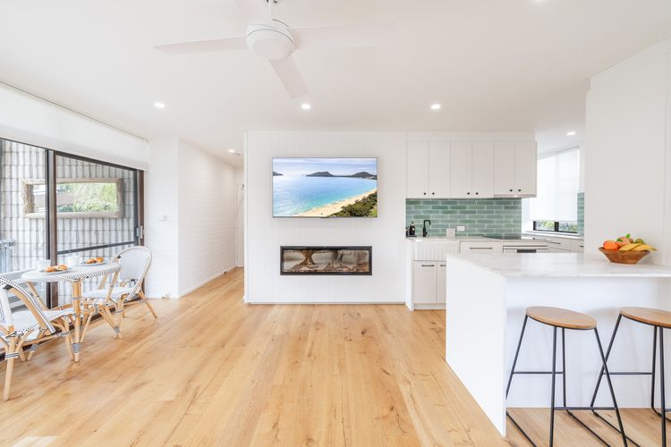 Villa Ellisa, 3/10 Columbia Close – Wi-Fi , parking and close to waterfront