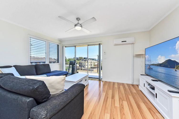 Yarramundi, 15/47 Magnus St – views, WiFI, Air Con and Linen