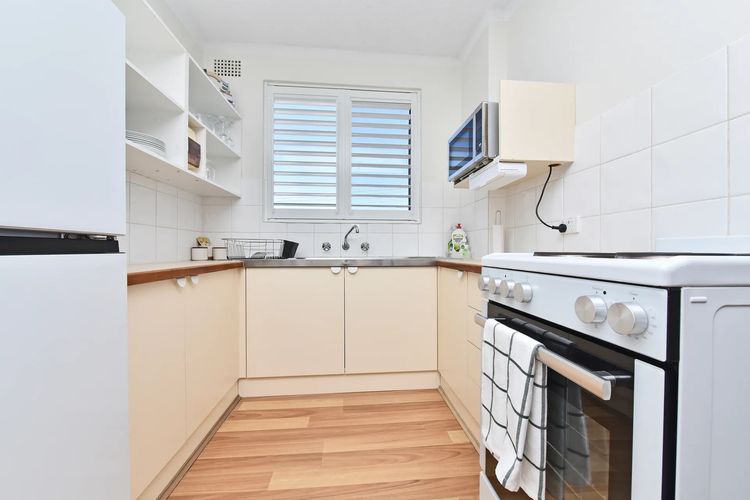 Yarramundi, 15/47 Magnus St – views, WiFI, Air Con and Linen