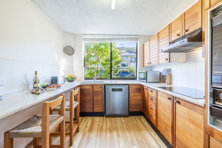 The Dunes, 5/38 Marine Dr – pool, tennis court, Wi-Fi