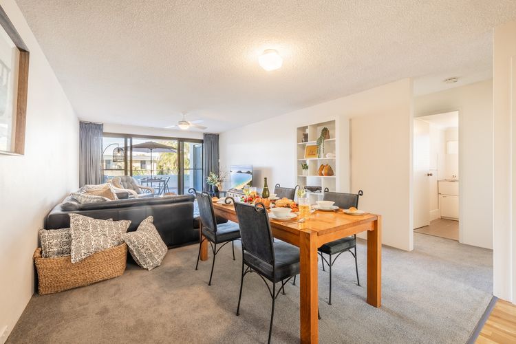 The Dunes, 5/38 Marine Dr – pool, tennis court, Wi-Fi