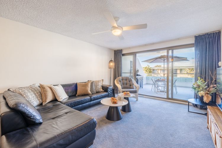The Dunes, 5/38 Marine Dr – pool, tennis court, Wi-Fi