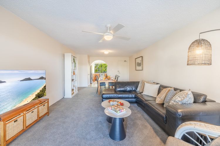 The Dunes, 5/38 Marine Dr – pool, tennis court, Wi-Fi