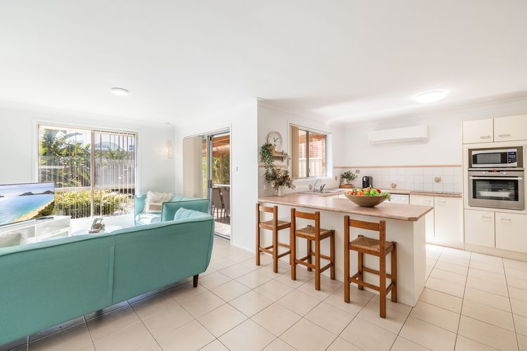 Felicita on Fitzroy, 2/14 Fitzroy St – Wi-Fi , Air Con , 250 metres to the waters edge