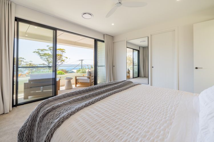 Gloucester Escape, 37a Gloucester St – stunning duplex with fabulous water views