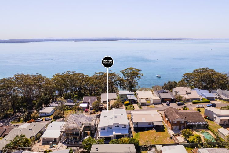 Gloucester Escape, 37a Gloucester St – stunning duplex with fabulous water views