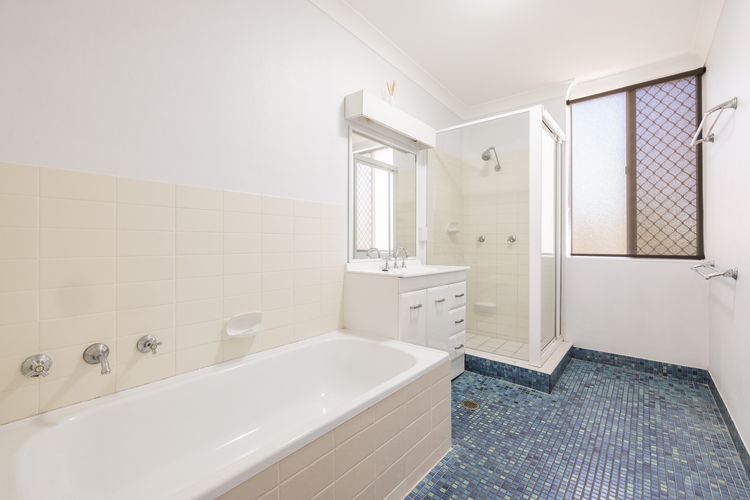 Mistral Court 16, 17 Mistral Cl – stunning views of Little Beach
