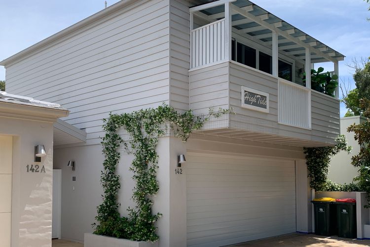 High Tide, 142 Sandy Point Rd – romantic getaway on the waterfront