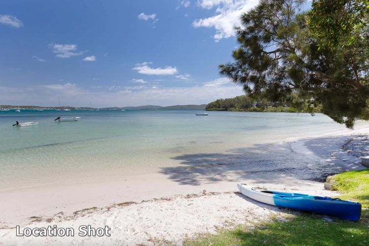 HighTide, 142 Sandy Point Rd – romantic getaway on the waterfront