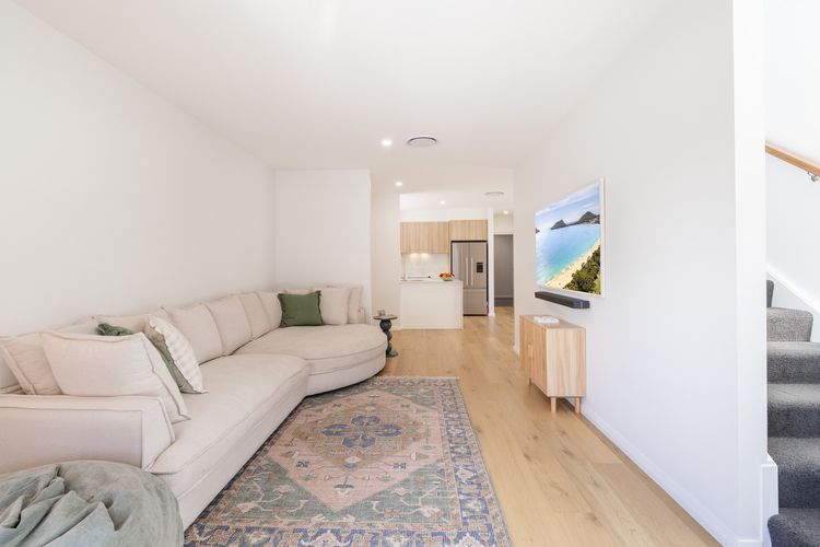 Escape the Norm, 7/5 Kelvin Grove – Ducted Air, Wi-Fi & Sauna