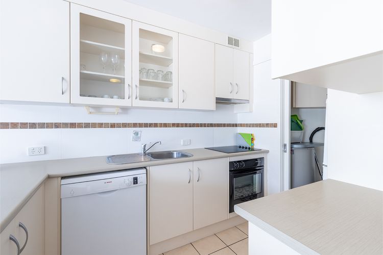 Fleetwood, 2/63 Shoal Bay Road – spectacular views