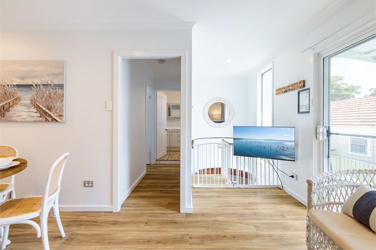 Hibiscus Court, 2/9 Government Road – fantastic air conditioned 3 bedroom unit with WIFI