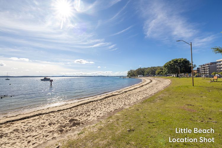 Little Hut, 1/20 Kurrawa Close – Spectacular Water Views, NBN & Air Conditioned