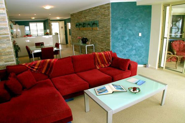 Magnus Pines, 2/52-56 Magnus Street – Apartment with stunning views, linen and bed making, Wi-Fi and Air con