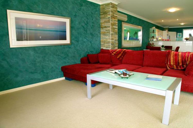 Magnus Pines, 2/52-56 Magnus Street – Apartment with stunning views, linen and bed making, Wi-Fi and Air con