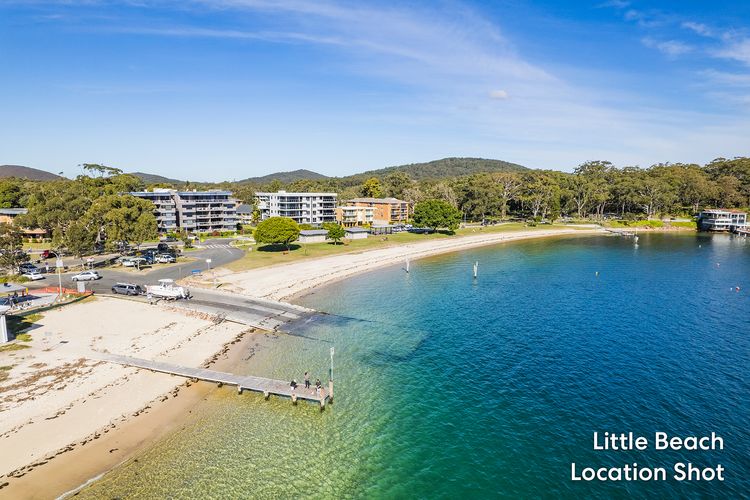 Mistral Court 2, 17 Mistral Close – little beach water views & WIFI