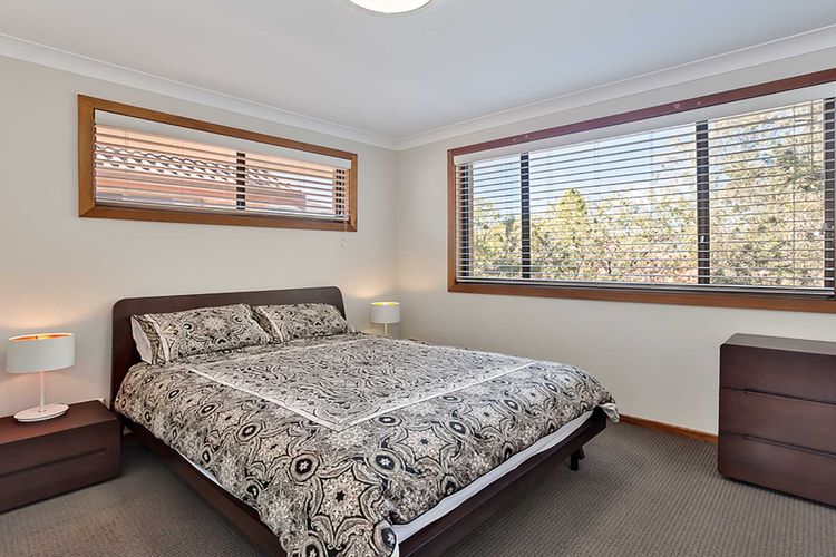 Plattens, 2/15 Kurrawa Close – great duplex so close to the water