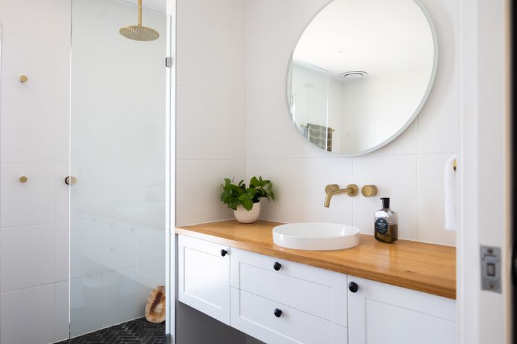 Miramar Coastal Cottage