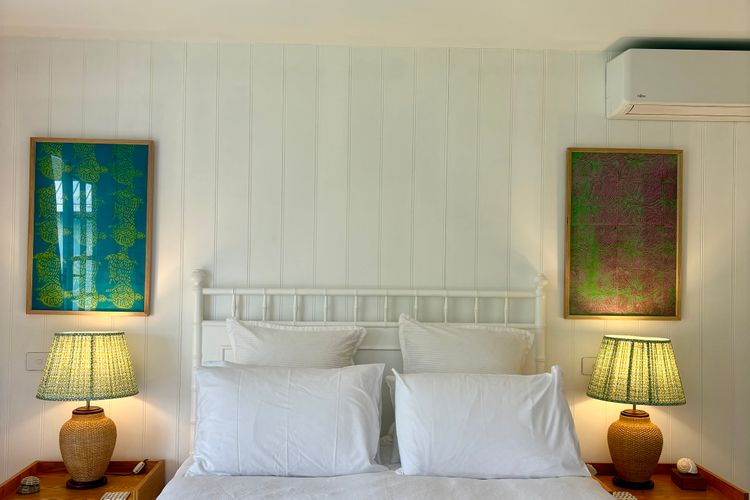 Miramar Coastal Cottage