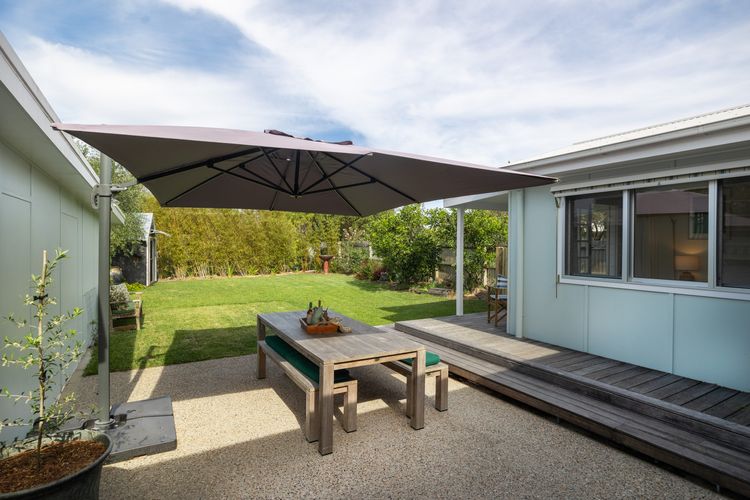 Miramar Coastal Cottage