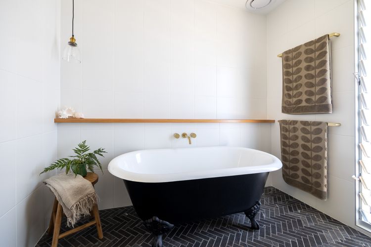 Miramar Coastal Cottage