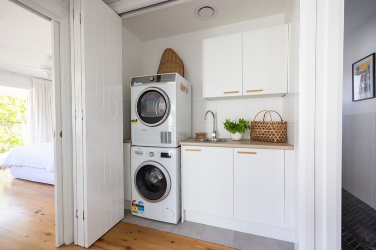 Miramar Coastal Cottage