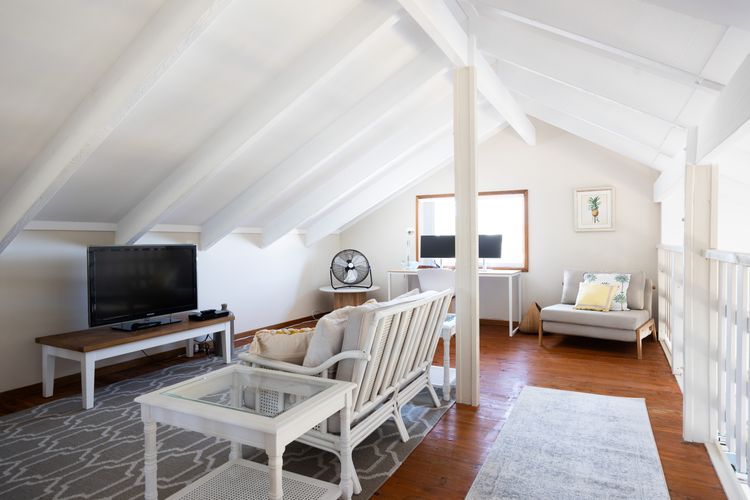 Mollymook Beach Bach