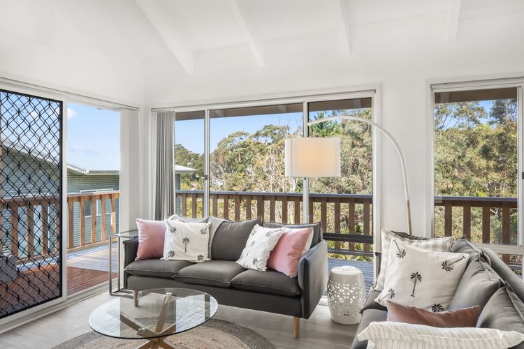 Mollymook Beach Bach