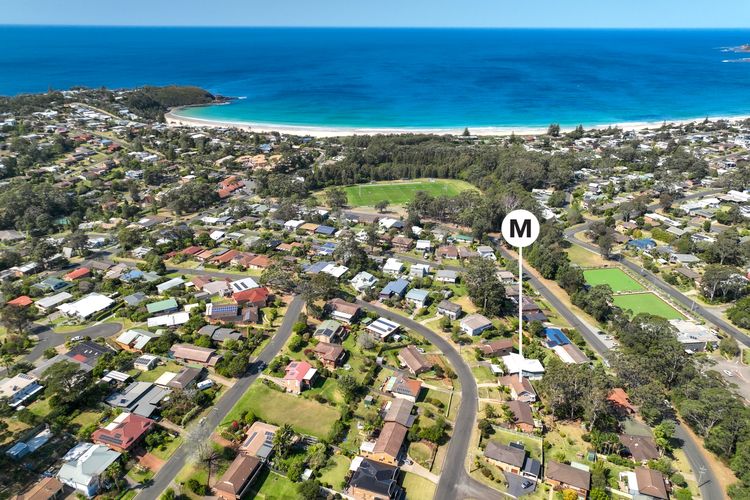 Mollymook Beach Bach