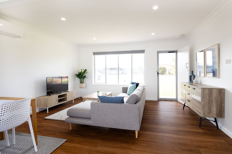 Coastal Charm – 67 Burrill Street