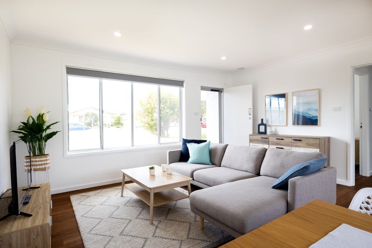 Coastal Charm – 67 Burrill Street
