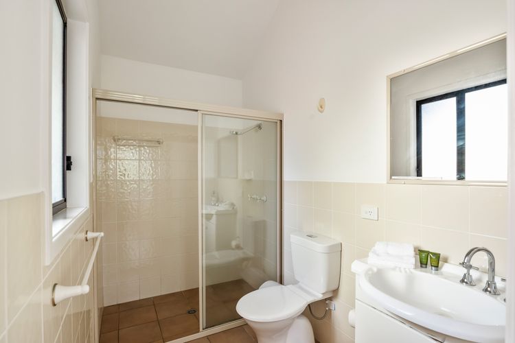 Valley Hideaway – Whole House