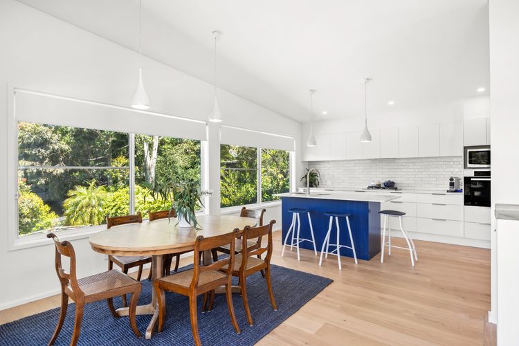 Kitchen / Dining 