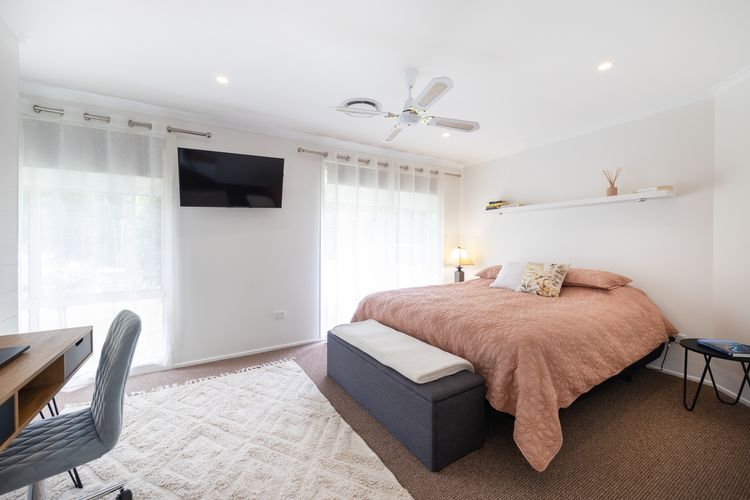 Narrawallee Beach House