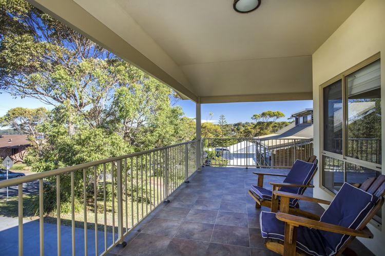 Balcony upstairs front 