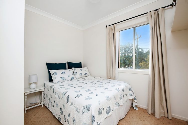 No 1 Mollymook Beach