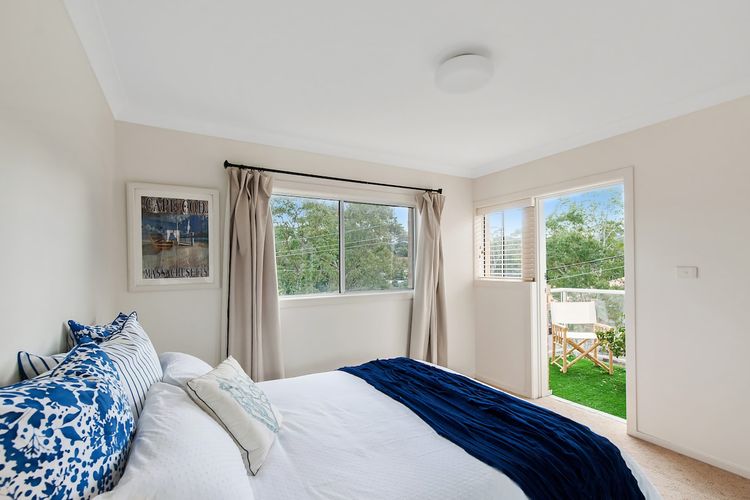 No 1 Mollymook Beach