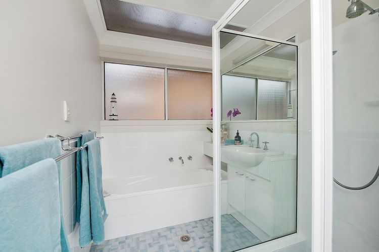 No 1 Mollymook Beach