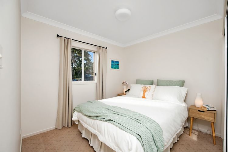 No 1 Mollymook Beach