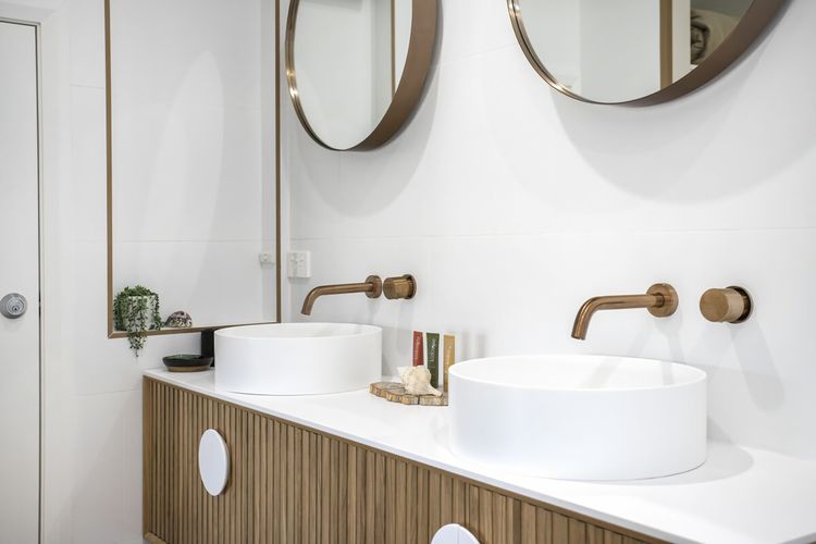Unit 2 Ensuite 