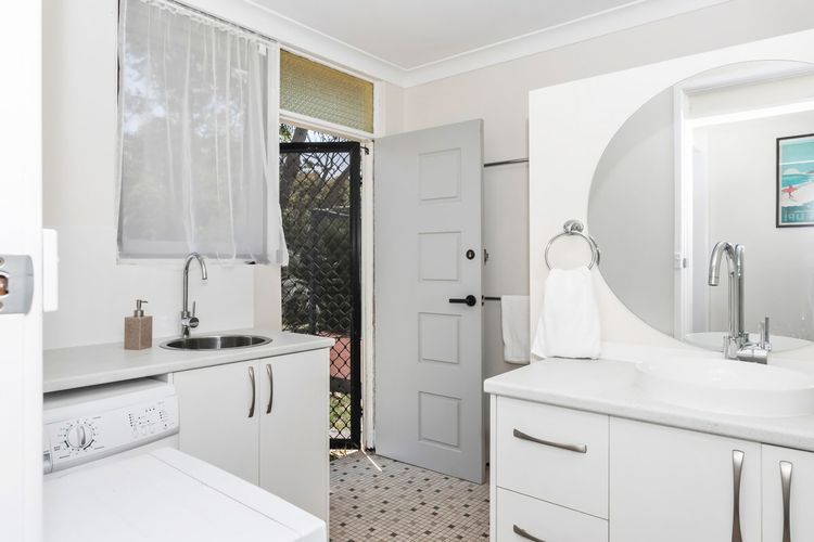 Bathroom / laundry 