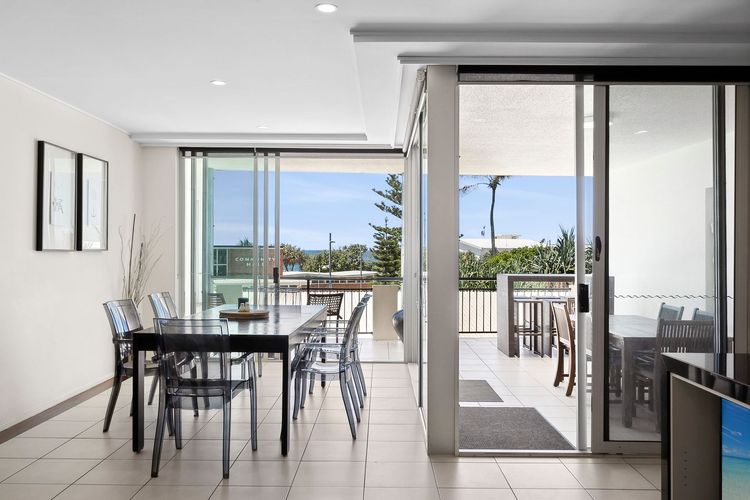 Paradiso 3 Bedroom Ocean Front 218