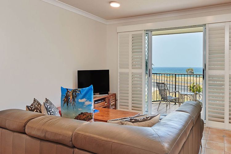 Cabarita Beachfront Poolside 22