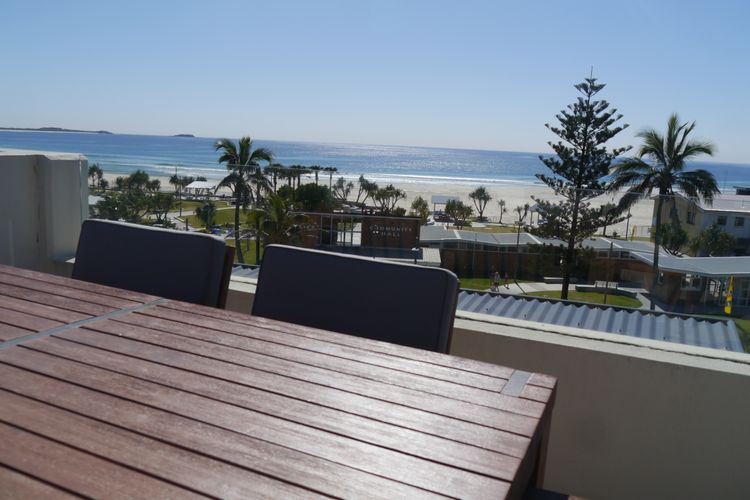 Paradiso 3 Bedroom Ocean Front Roof Top Spa 336