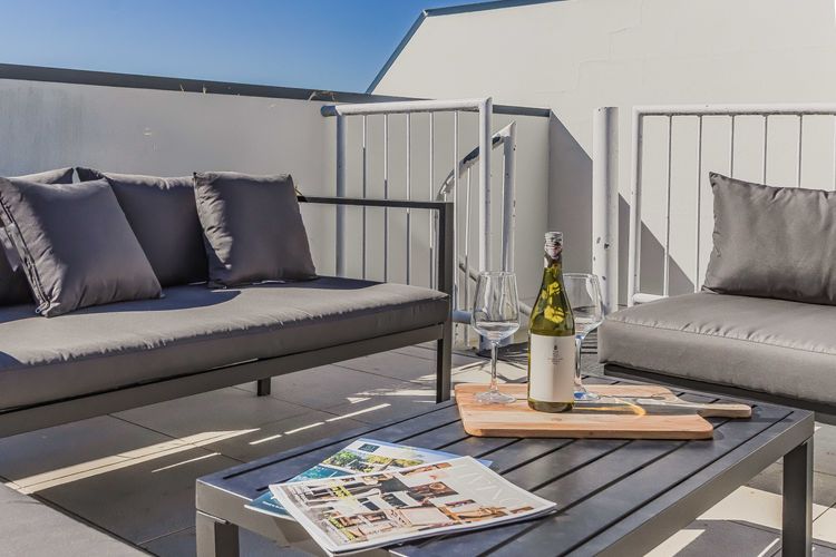 Paradiso 3 Bedroom Family Roof Top