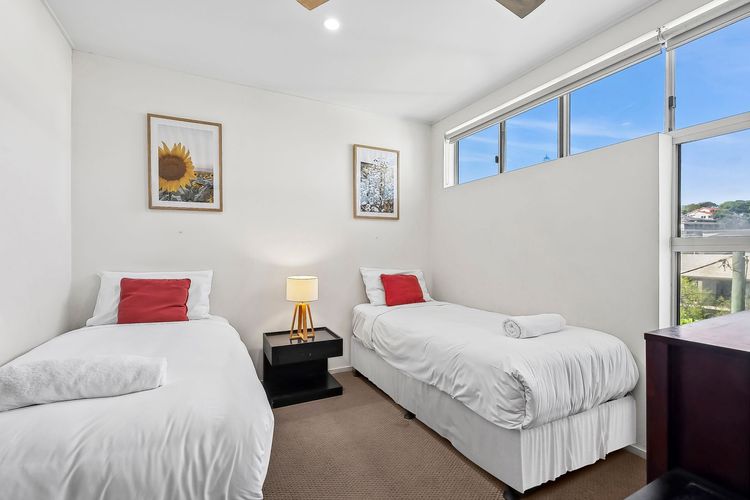 Paradiso 3 Bedroom Family Roof Top 350