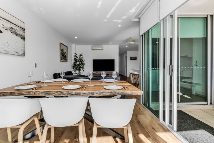 Paradiso 3 Bedroom Ocean Front 219