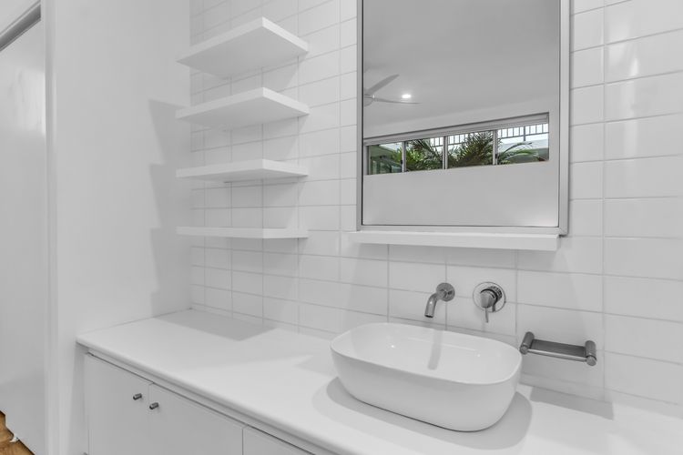 Paradiso 3 Bedroom Ocean Front 219